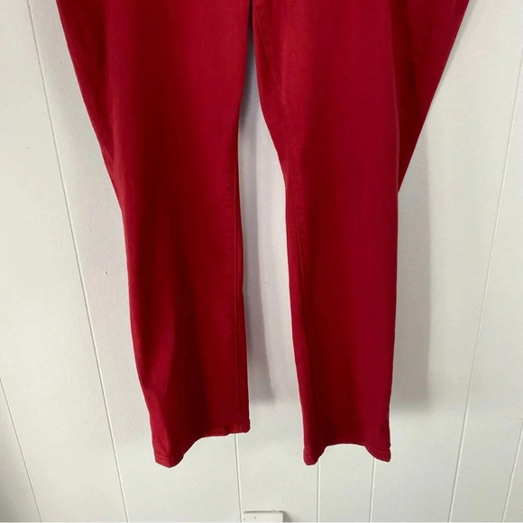 NWT Torrid Boyfriend Straight Vintage Stretch Mid-Rise Denim Jean Red Sz 18 R - Picture 7 of 16